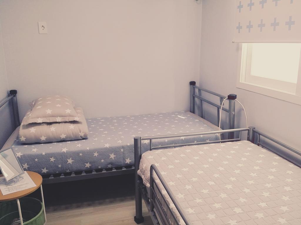 Nangman Hong'S Guesthouse Γκιονγκγού Δωμάτιο φωτογραφία